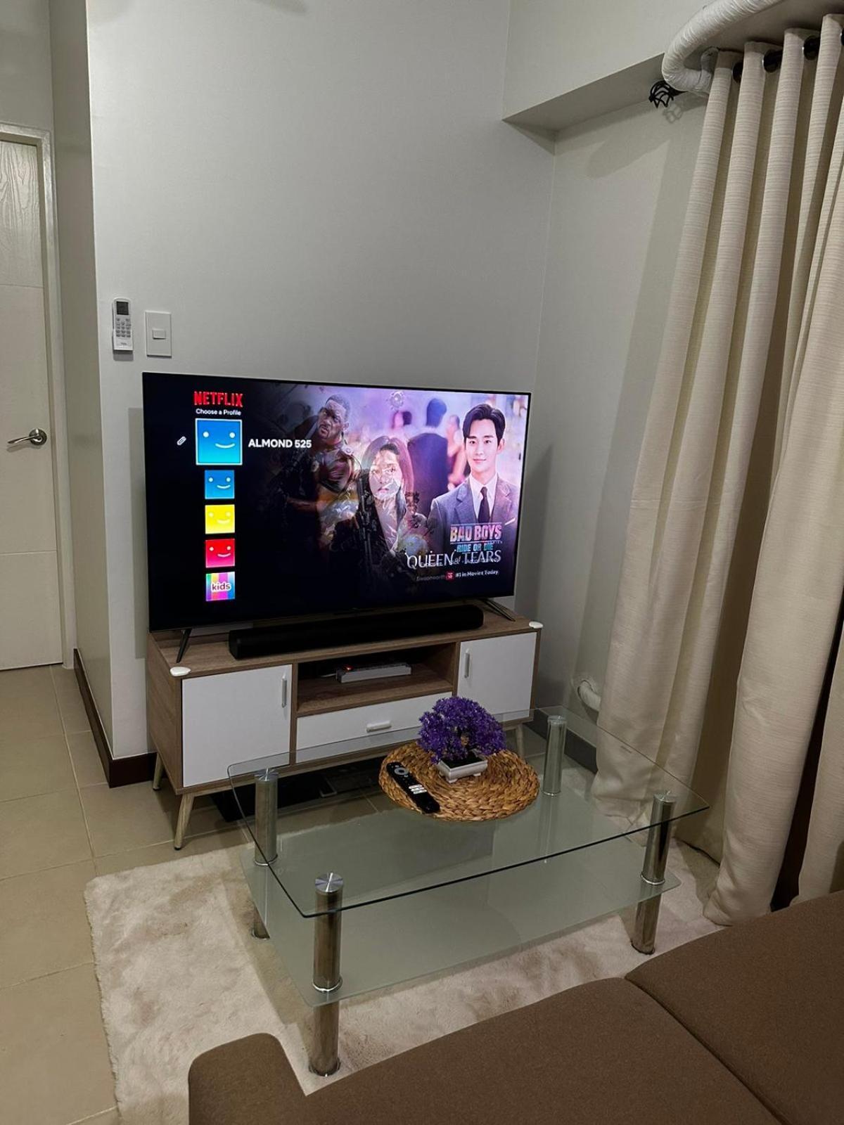 2 Bedroom Condo Unit Near Sm Bf & Naia At The Atherton By Dmci With 2 Balcony Paranaque City Extérieur photo